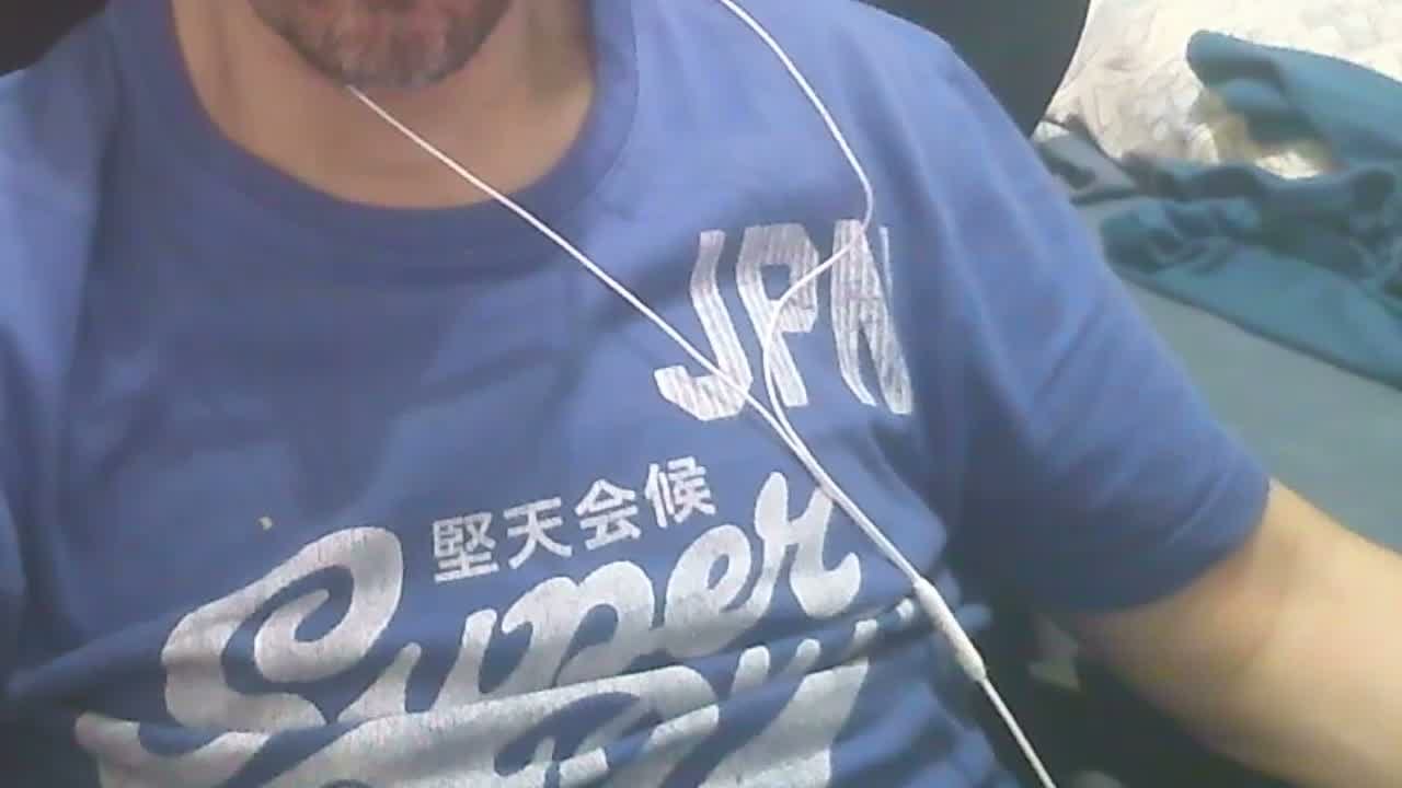 amateur19792 Live Chat on Amateur.TV