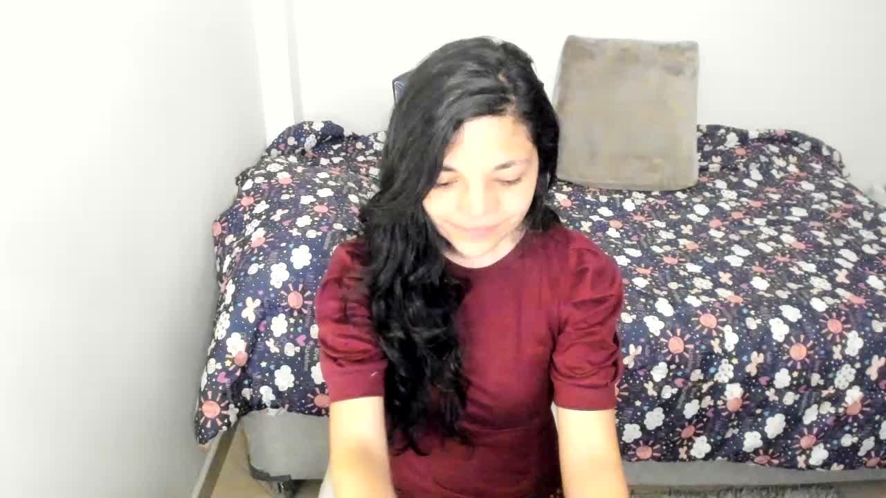 soylucy24 Live Chat on Amateur.TV