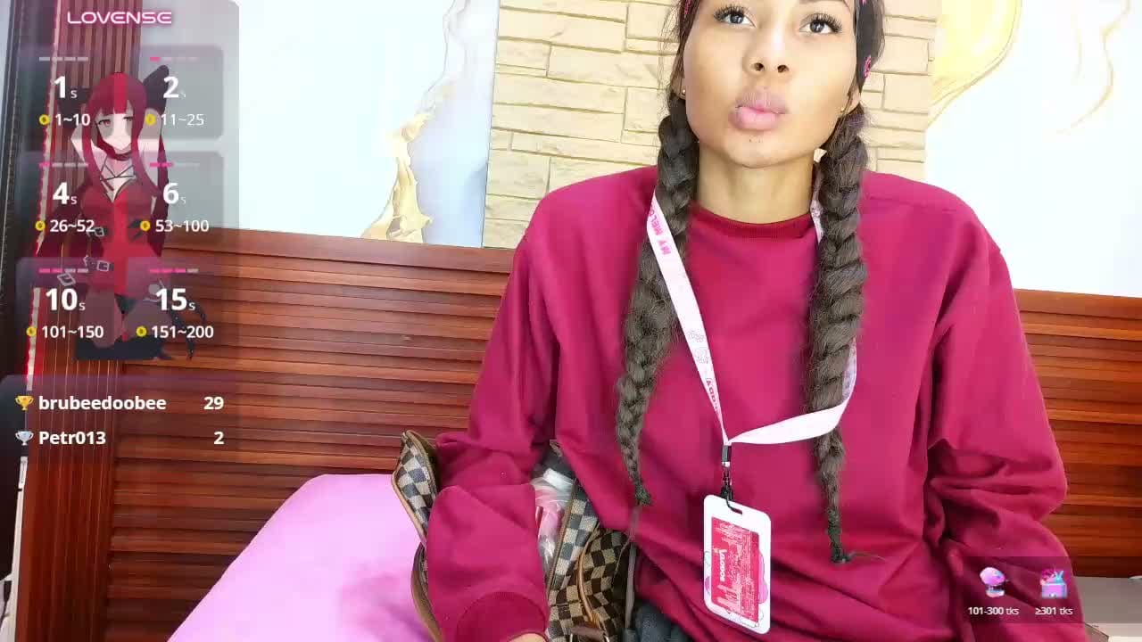 Live Chat with maddisonhotpri on Amateur.TV