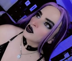 YarethRouss live cam