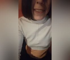 Morena23hot en directo por webcam