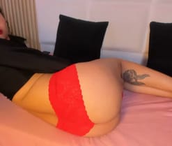 Zafiroo_69 live cam