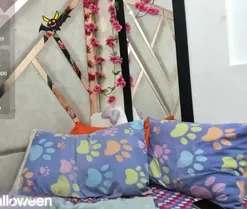 samanta_sweet1, live now on SugarCams