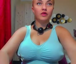 hotmombitch en directo por webcam