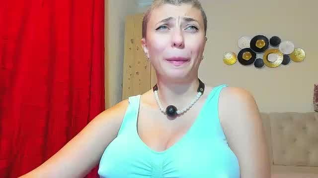 hotmombitch