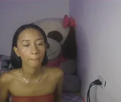 Roxy_star, en directo ahora en Amateur.tv