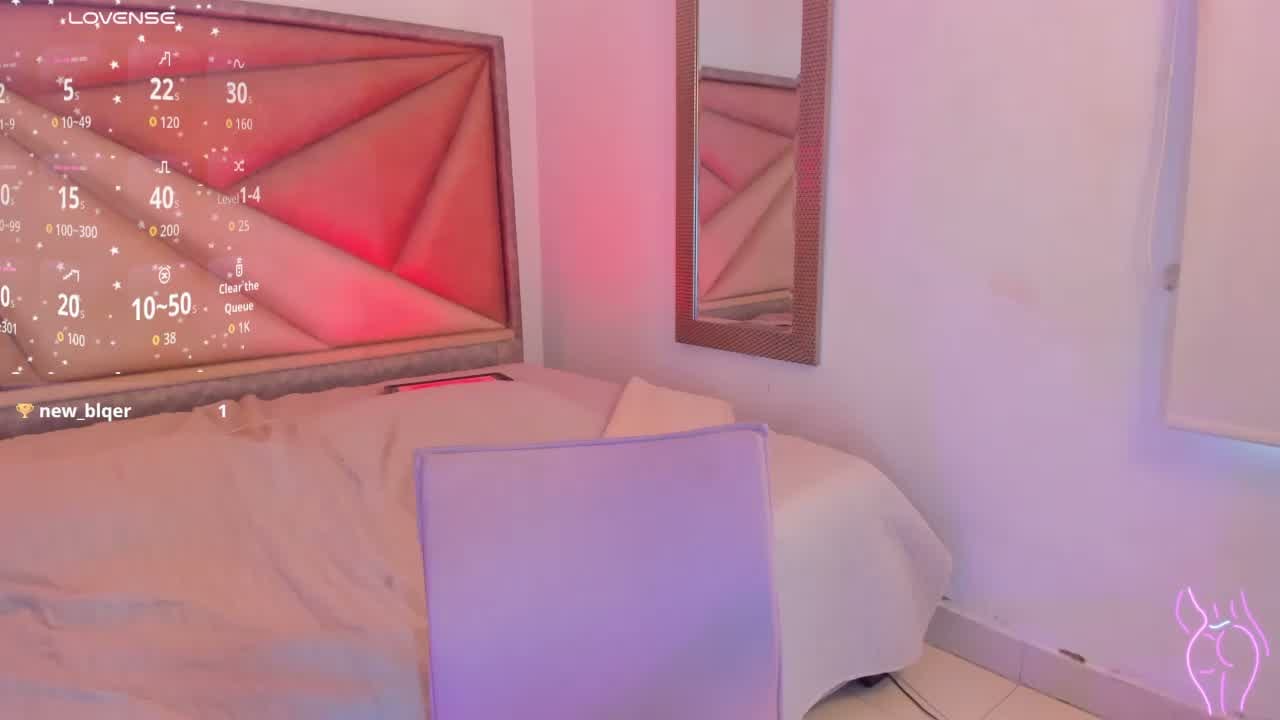 GiaFu live cam on Amateur.TV