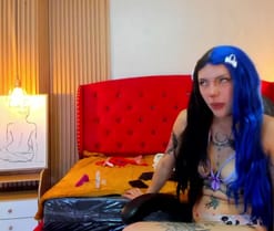 BurturyVampire live cam
