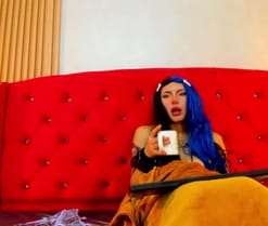 BurturyVampire live cam