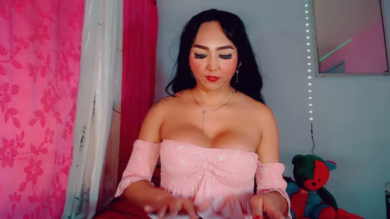 Sex chat gratuit in direct cu VickyGill pe Amateur.TV
