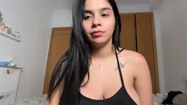 Mia_2003 Live Chat on Amateur.TV