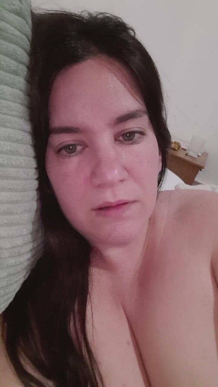 Live Chat with Titimft on Amateur.TV