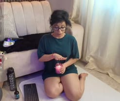 Laena_Castillo