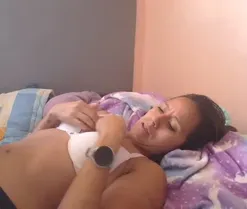 LunaDulce1, en vivo ahora en Amateur.tv