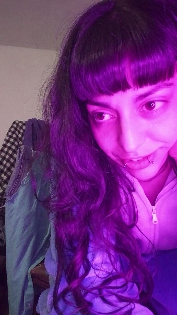 ErotiKSativa Live Chat on Amateur.TV