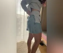 LittleSauvage, live now on SugarCams
