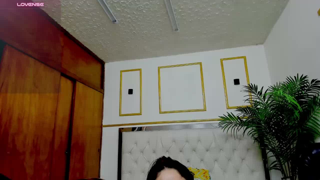 Celeste_cortes Live Chat on Amateur.TV