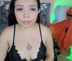 yuno_martins live cam