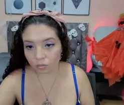 yuno_martins, en directo ahora en Amateur.tv