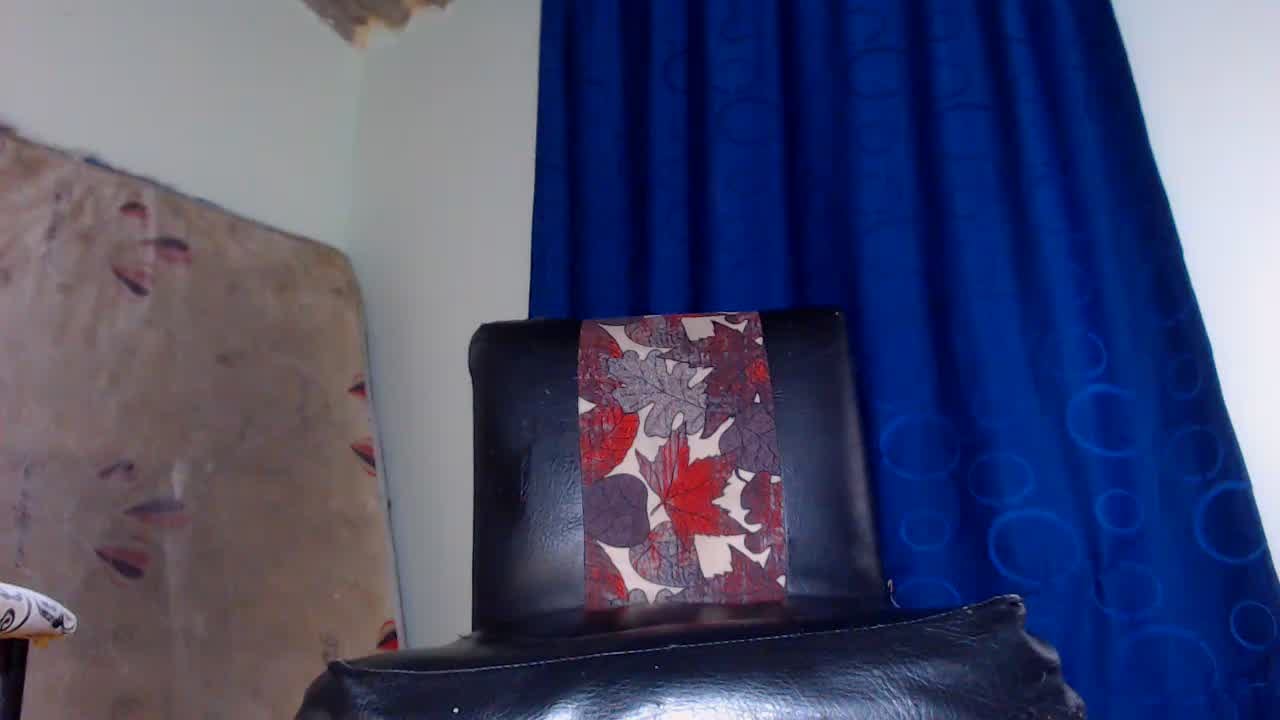 Zhannyjhaen live on Amateur.tv