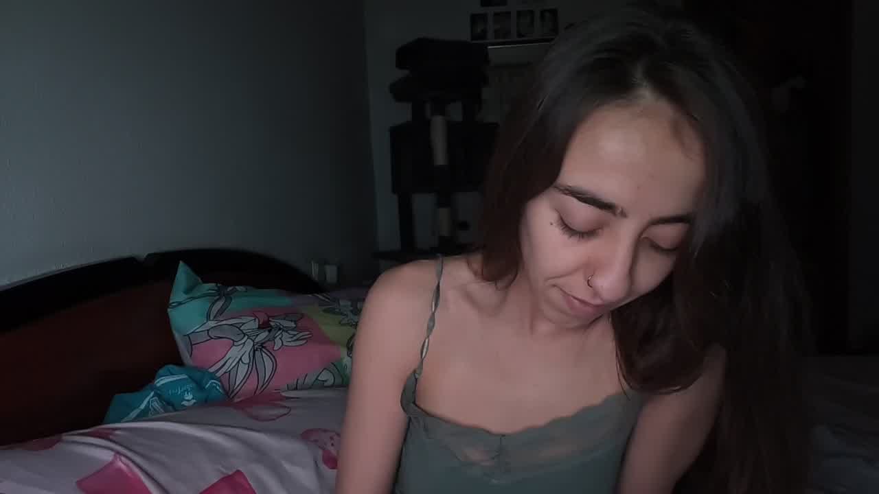 Live Chat with Barbiemiauh on Amateur.TV