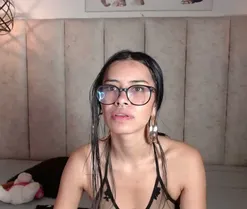 miahotcs, live now on SugarCams