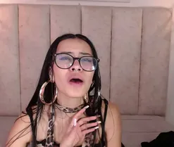 miahotcs, en directo ahora en Amateur.tv