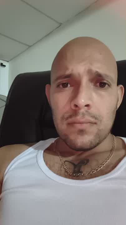 alan-rox Live Chat on Amateur.TV