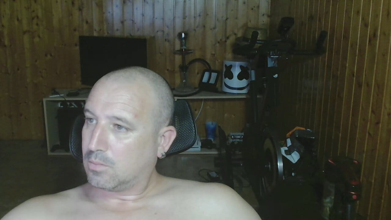El_Krakis84 live on Amateur.tv
