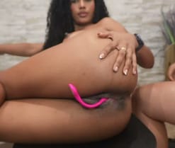 Naomixjones