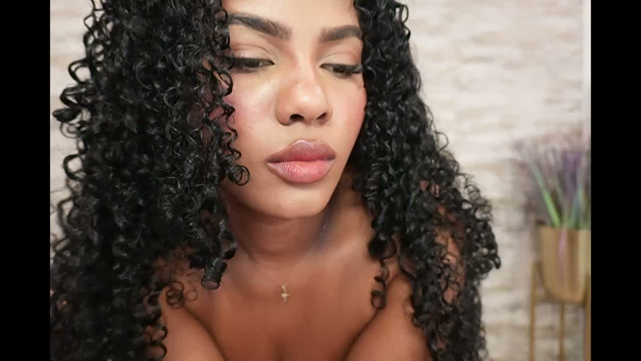 Naomixjones