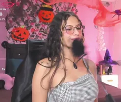 SamaraCortez, live now on SugarCams
