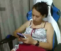 Angelicarojas, en directo ahora en Amateur.tv