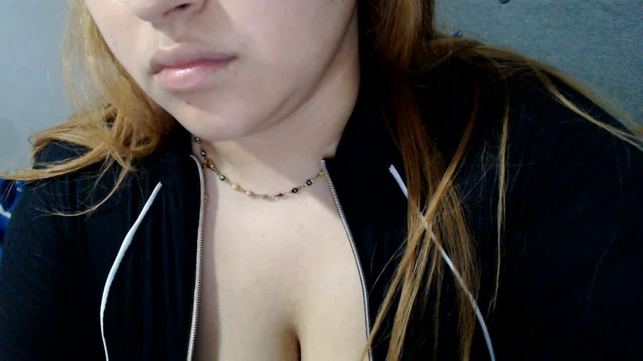 Alicia_ – currently Offline