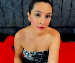 pantheisa69, live now on SugarCams