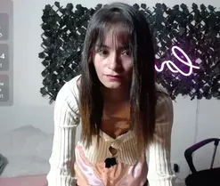 NicoleSantana, live now on SugarCams