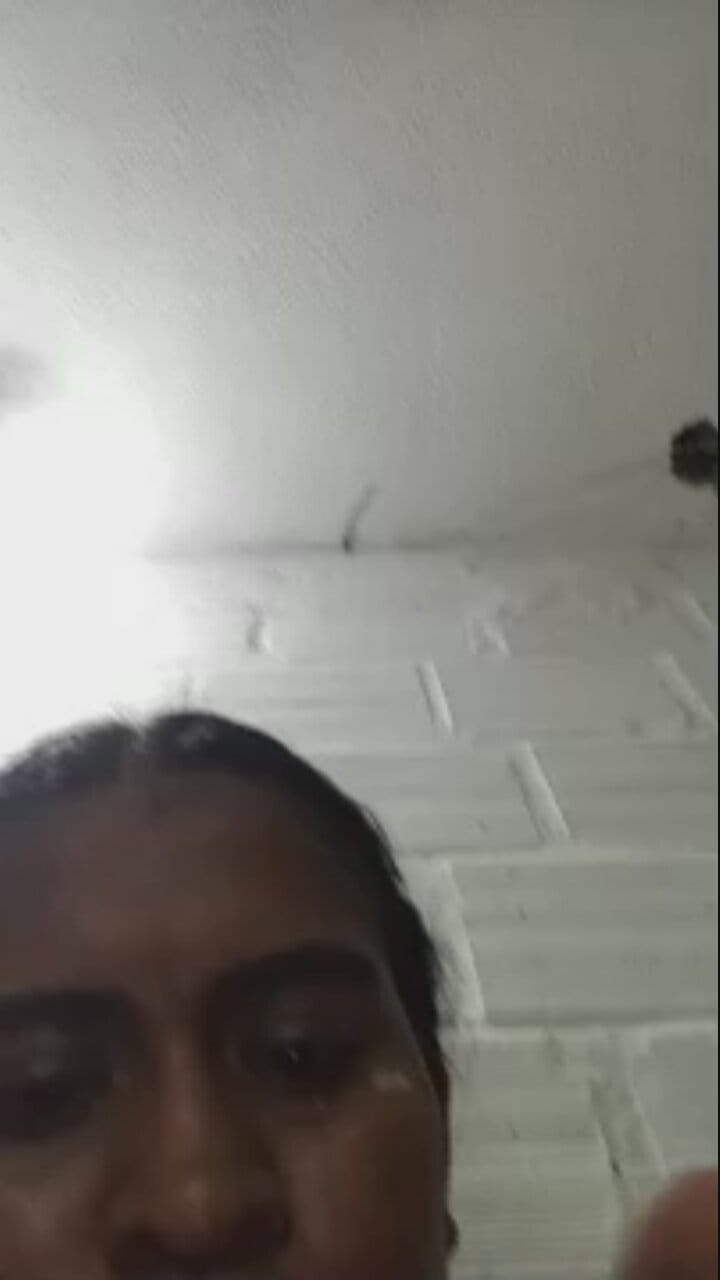 Exotycs live on Amateur.tv