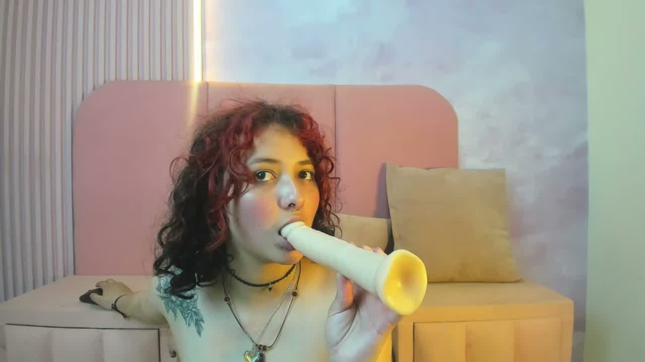 Ada_lux26 Live Chat on Amateur.TV