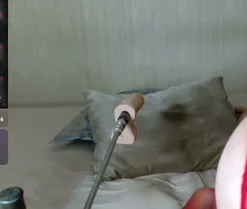 vika4you, en directo ahora en Amateur.tv