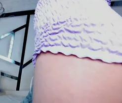 Hanny_Watson, live now on SugarCams