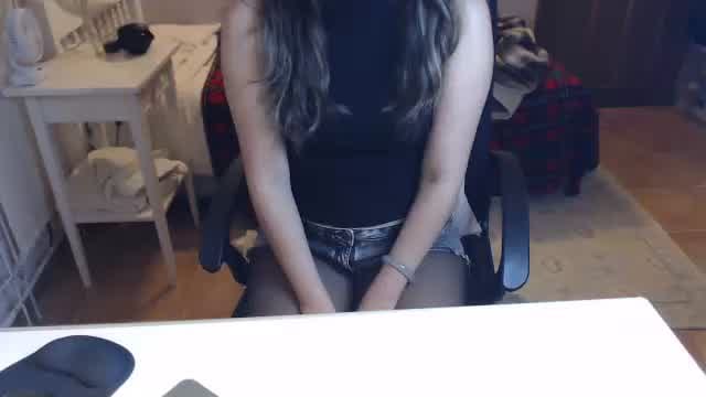 xaruru Live Chat on Amateur.TV