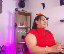 EllenaBoobs_