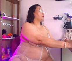 EllenaBoobs_ live cam