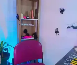 EllenaBoobs_, en directo ahora en Amateur.tv