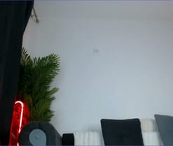 arianatattoos en directo por webcam