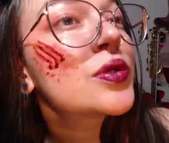 Angela18_honey en directo
