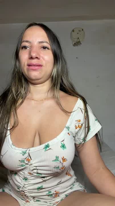 veronicahot1 live on Amateur.TV