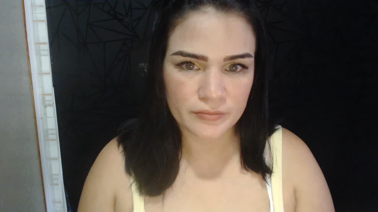 MarlyPregnant Live Chat on Amateur.TV