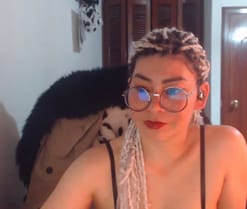 Cyndi_rockefell