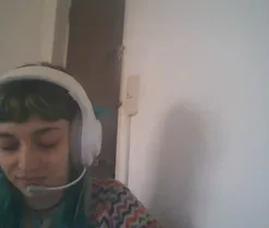 clonazecute, en vivo ahora en Amateur.tv